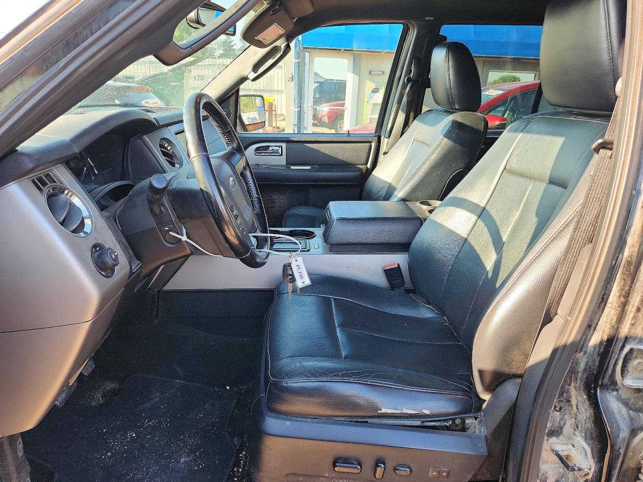 Ford Expedition El Xlt