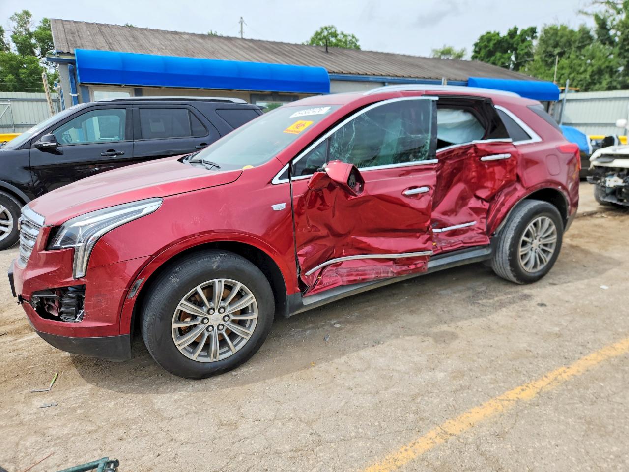 Salvage Cadillac XT5 Image