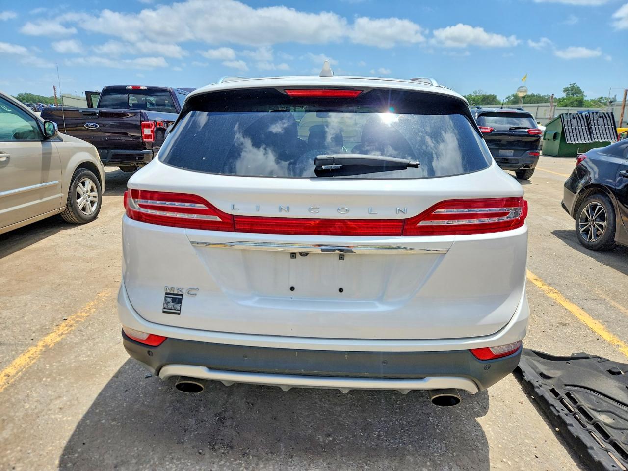 Lincoln MKC Select