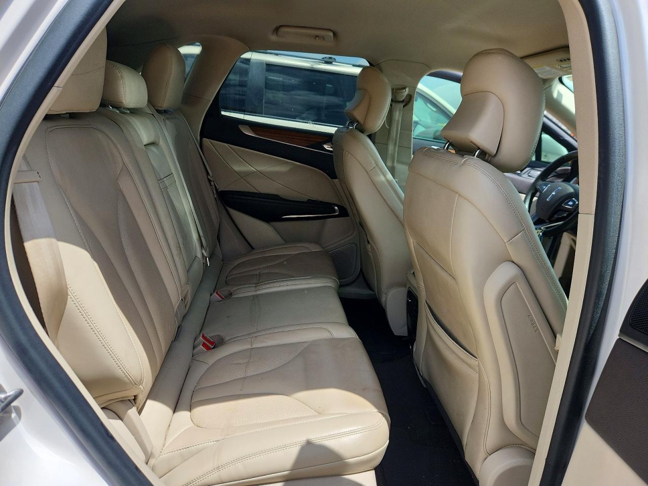 Lincoln MKC Select