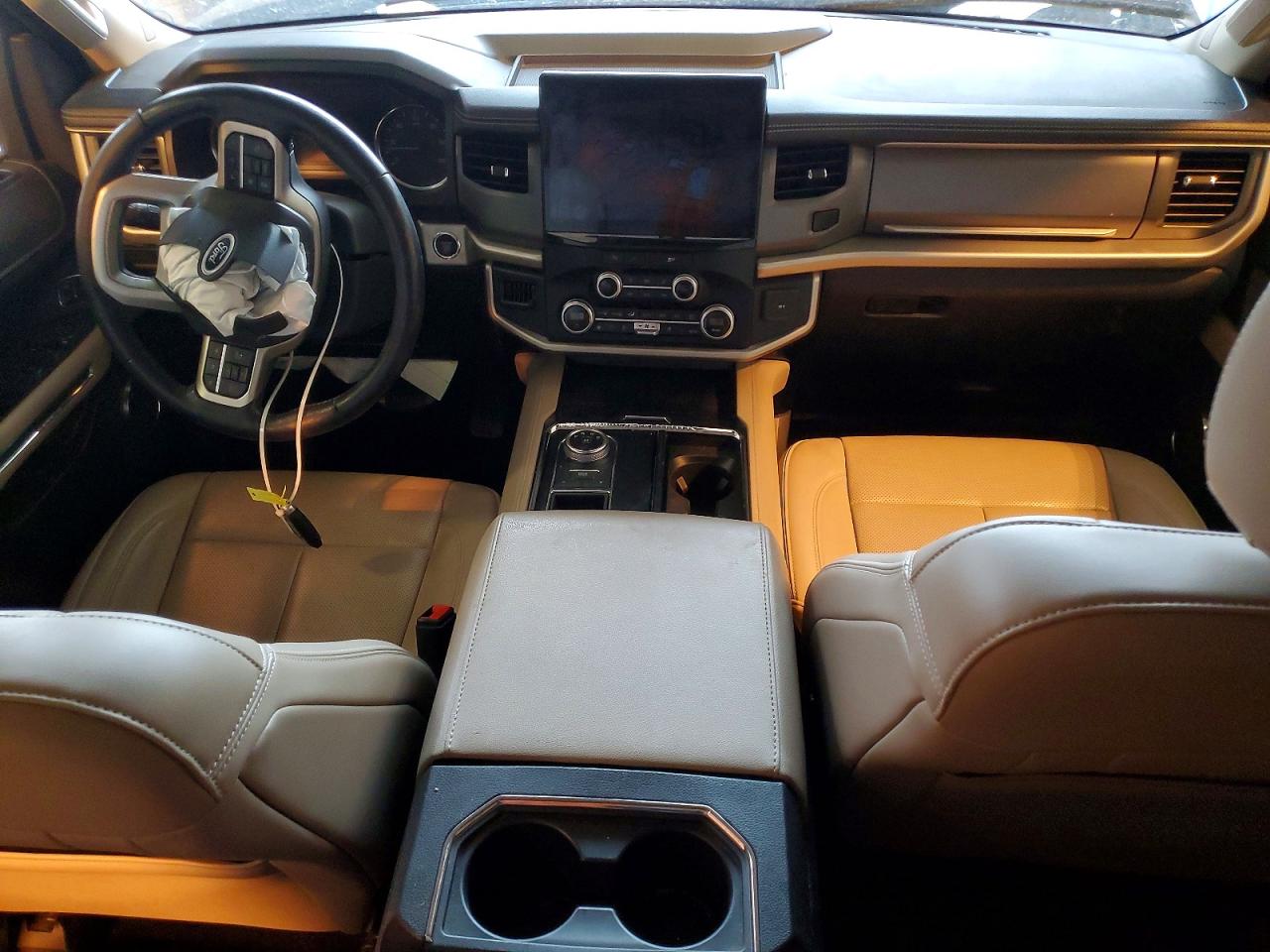 Ford Expedition Max Xlt