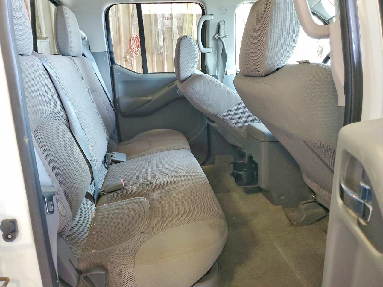 Nissan Frontier Sv
