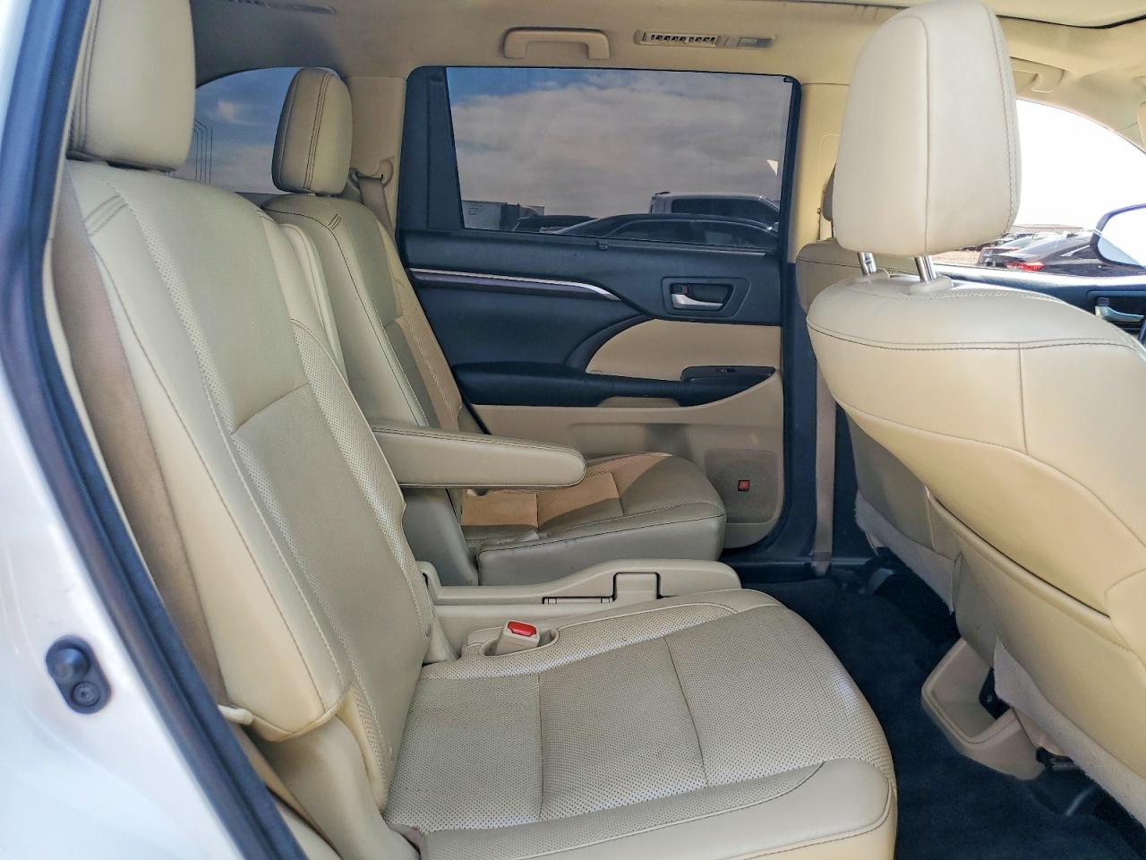 Toyota Highlander Limited Platinum