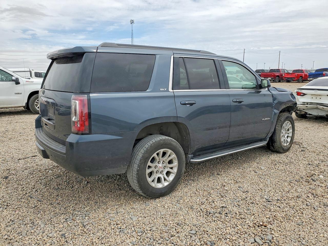 GMC Yukon Slt