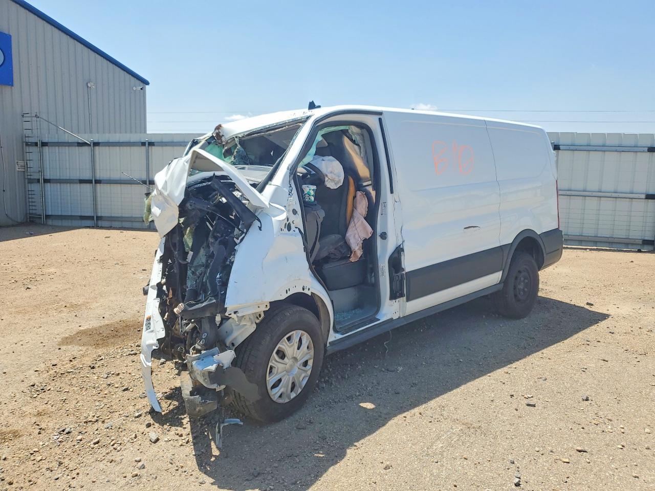 Salvage Ford Transit Image