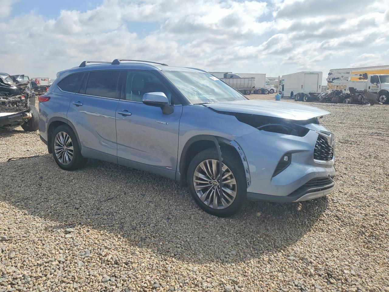 Toyota Highlander Hybrid Platinum