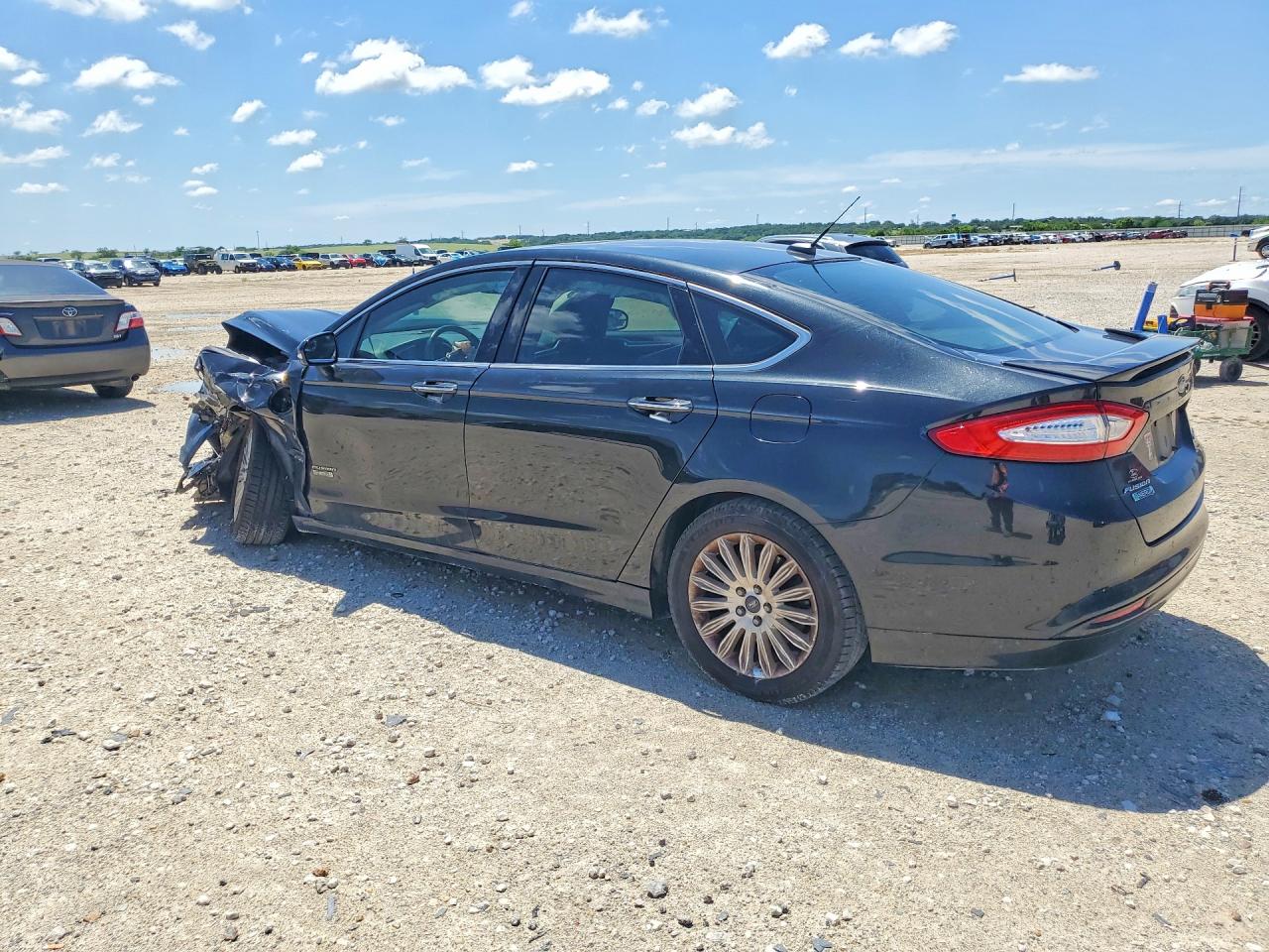 Ford Fusion Titanium Phev