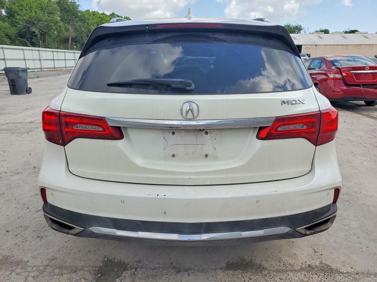 Acura MDX Advance