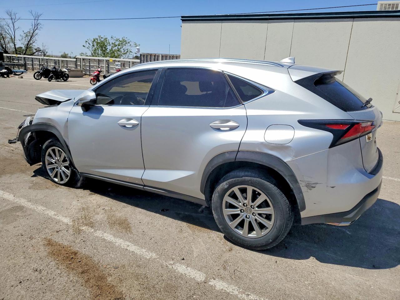 Lexus NX Base