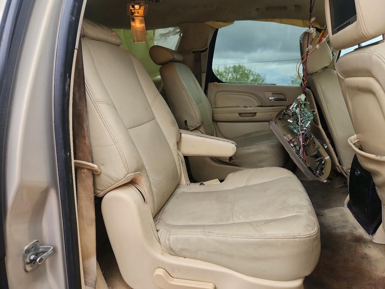Cadillac Escalade Esv