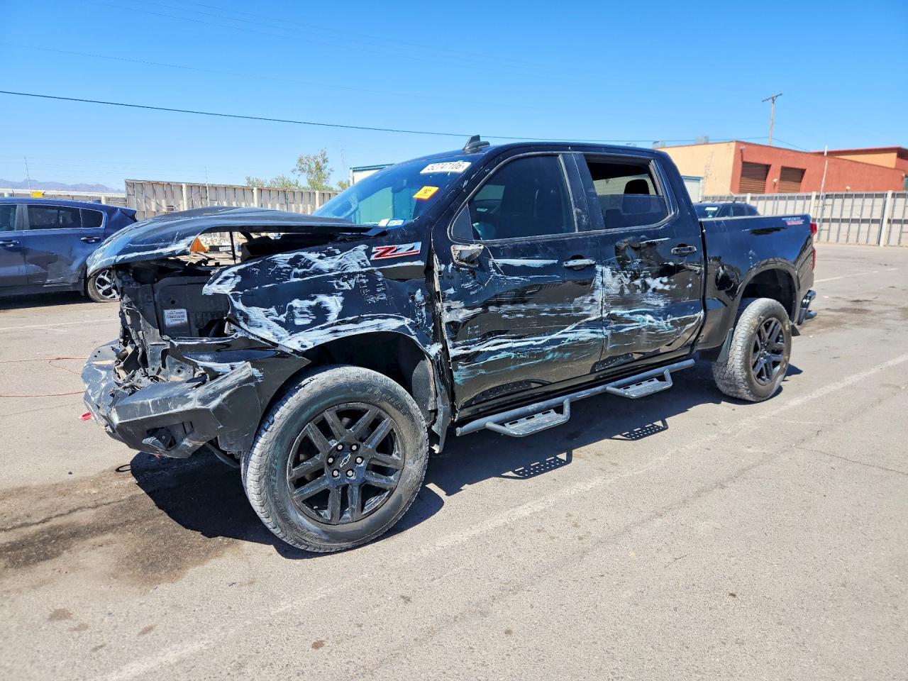 Salvage Chevrolet Silverado Image
