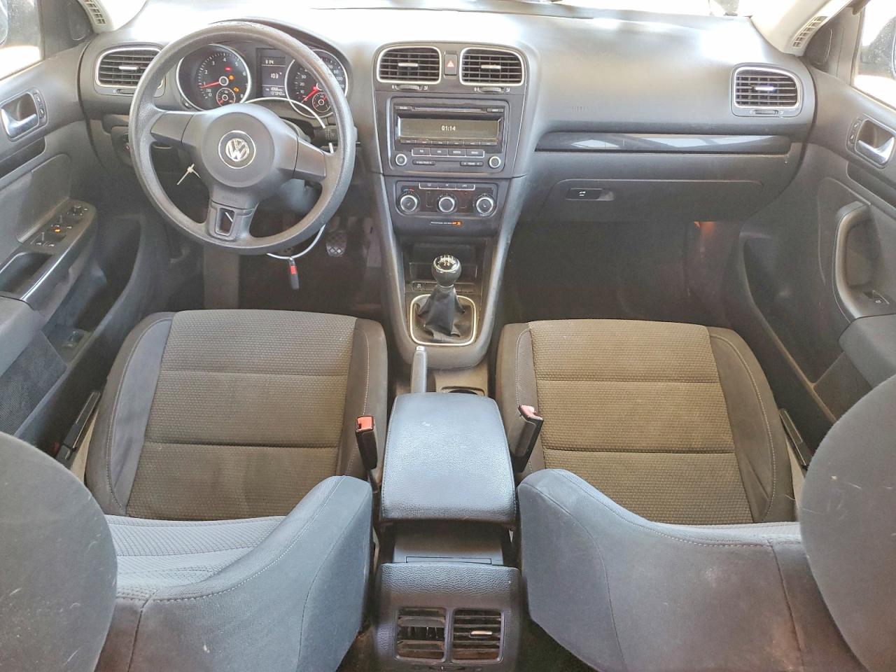 Volkswagen Jetta S
