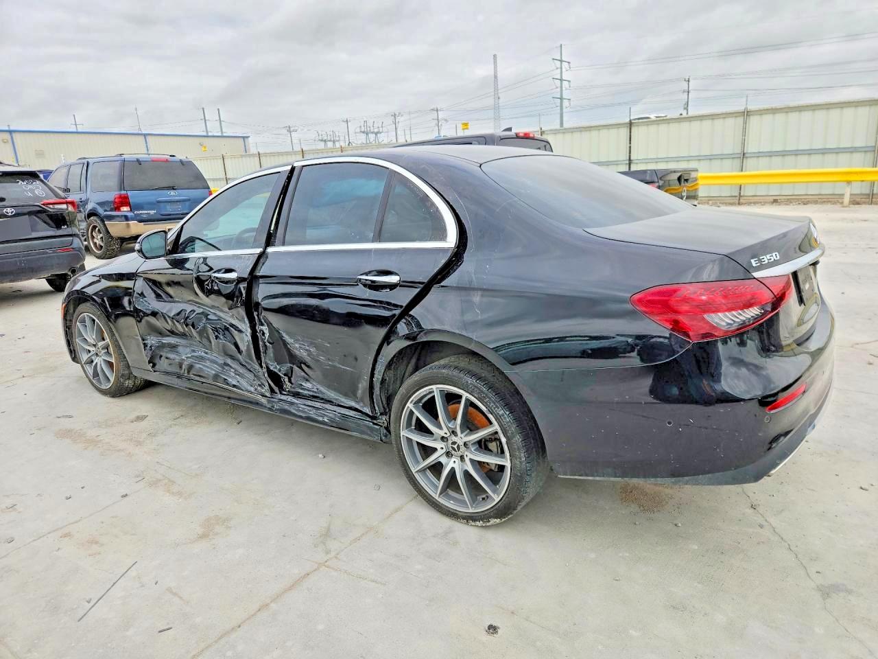 Mercedes-Benz E-Class 350