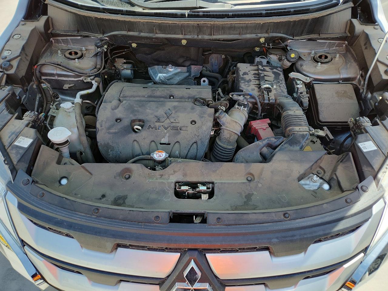 Mitsubishi Outlander Es