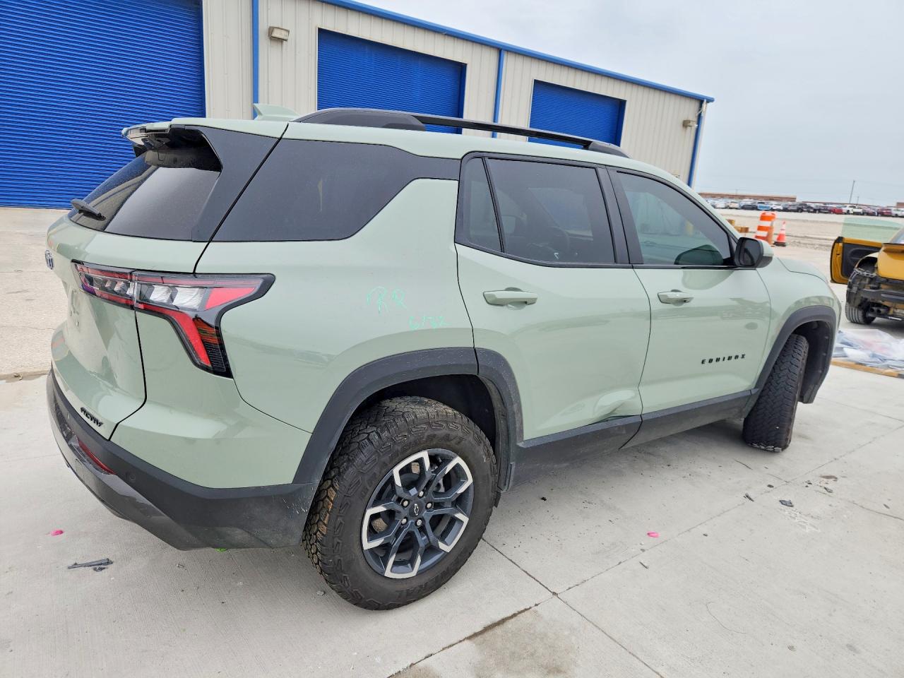 Chevrolet Equinox Activ