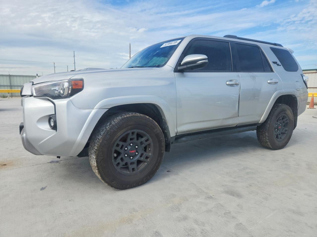 Salvage Toyota 4Runner Image