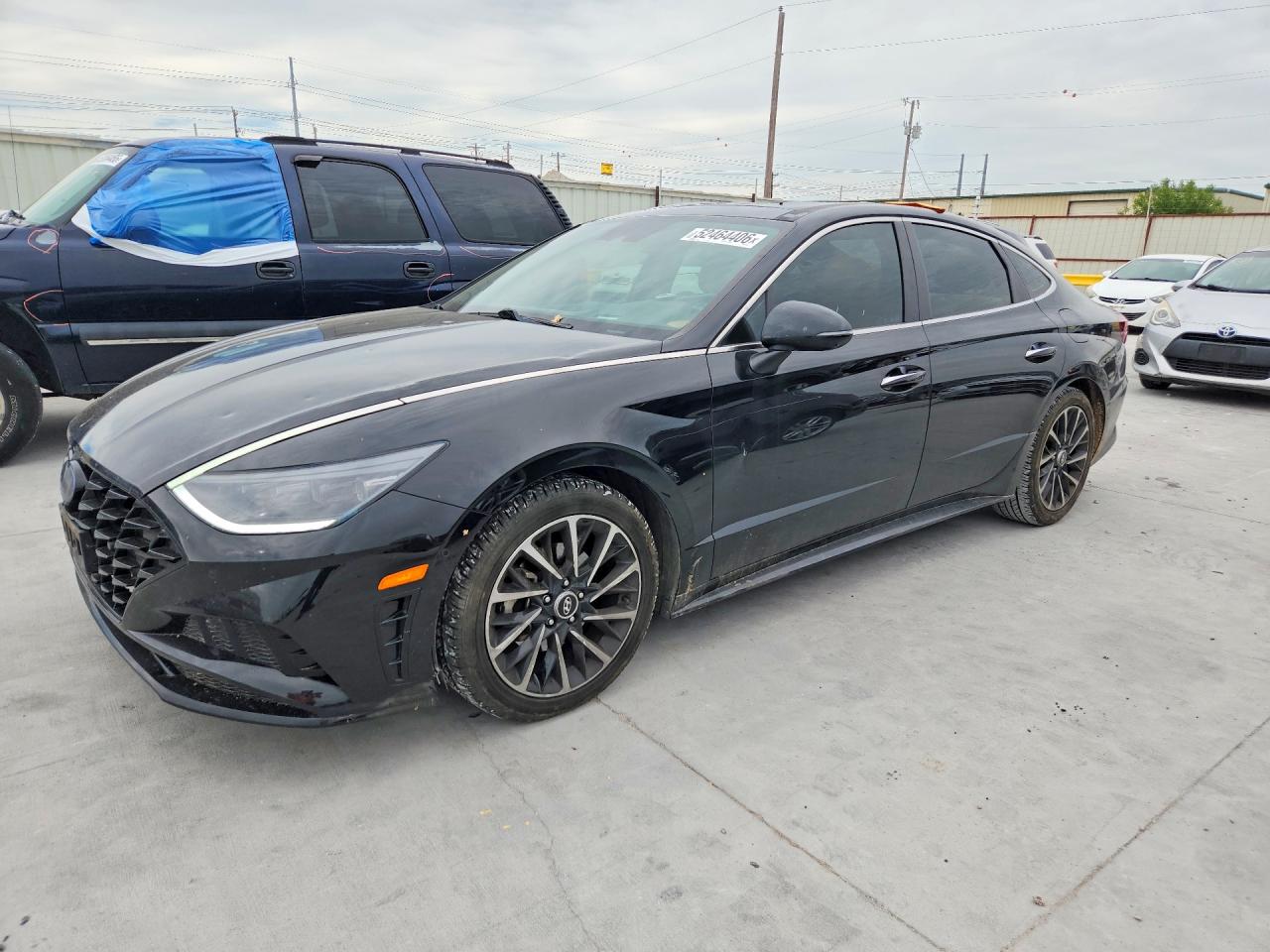Salvage Hyundai SONATA Image