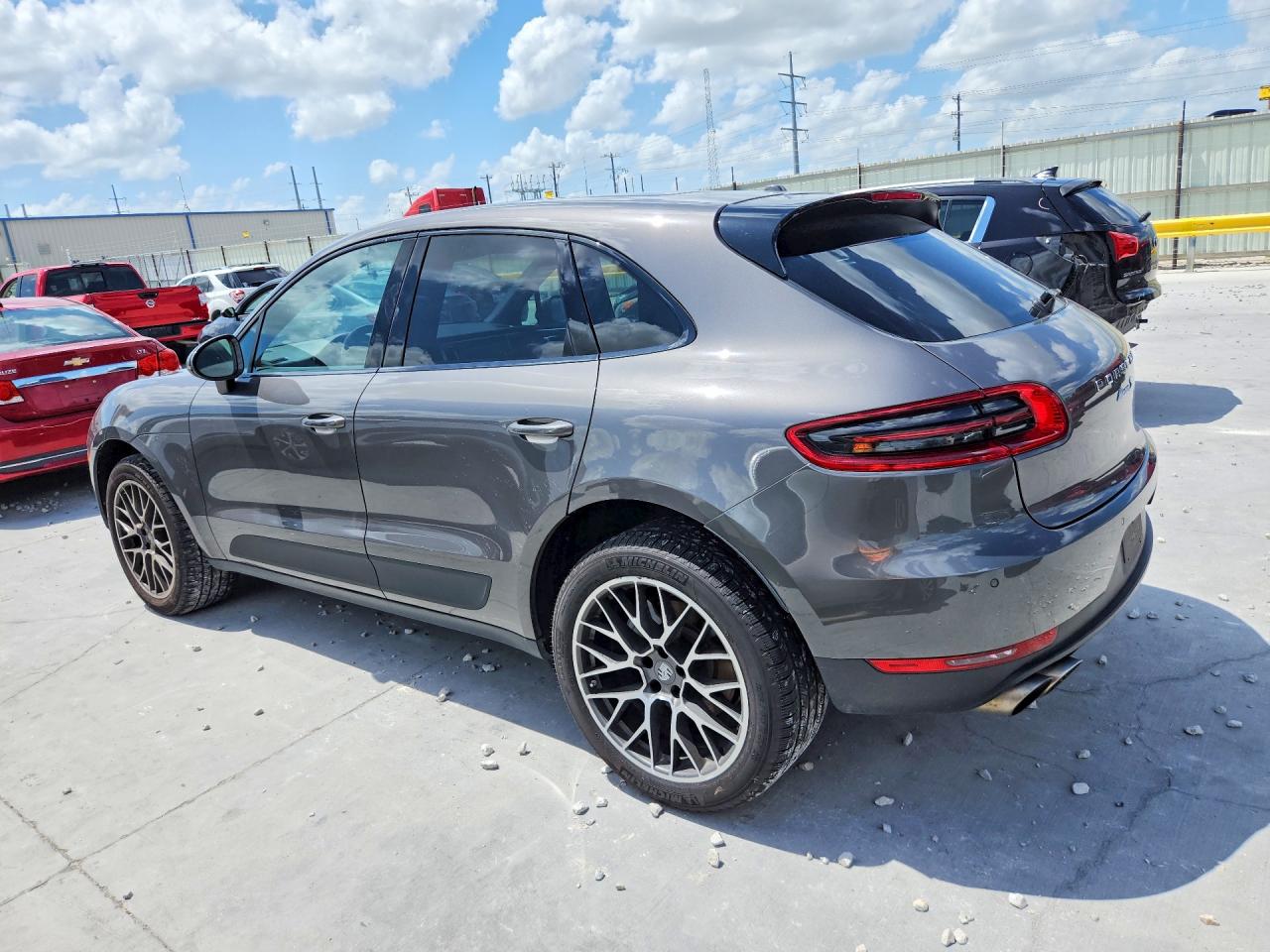 Porsche Macan S