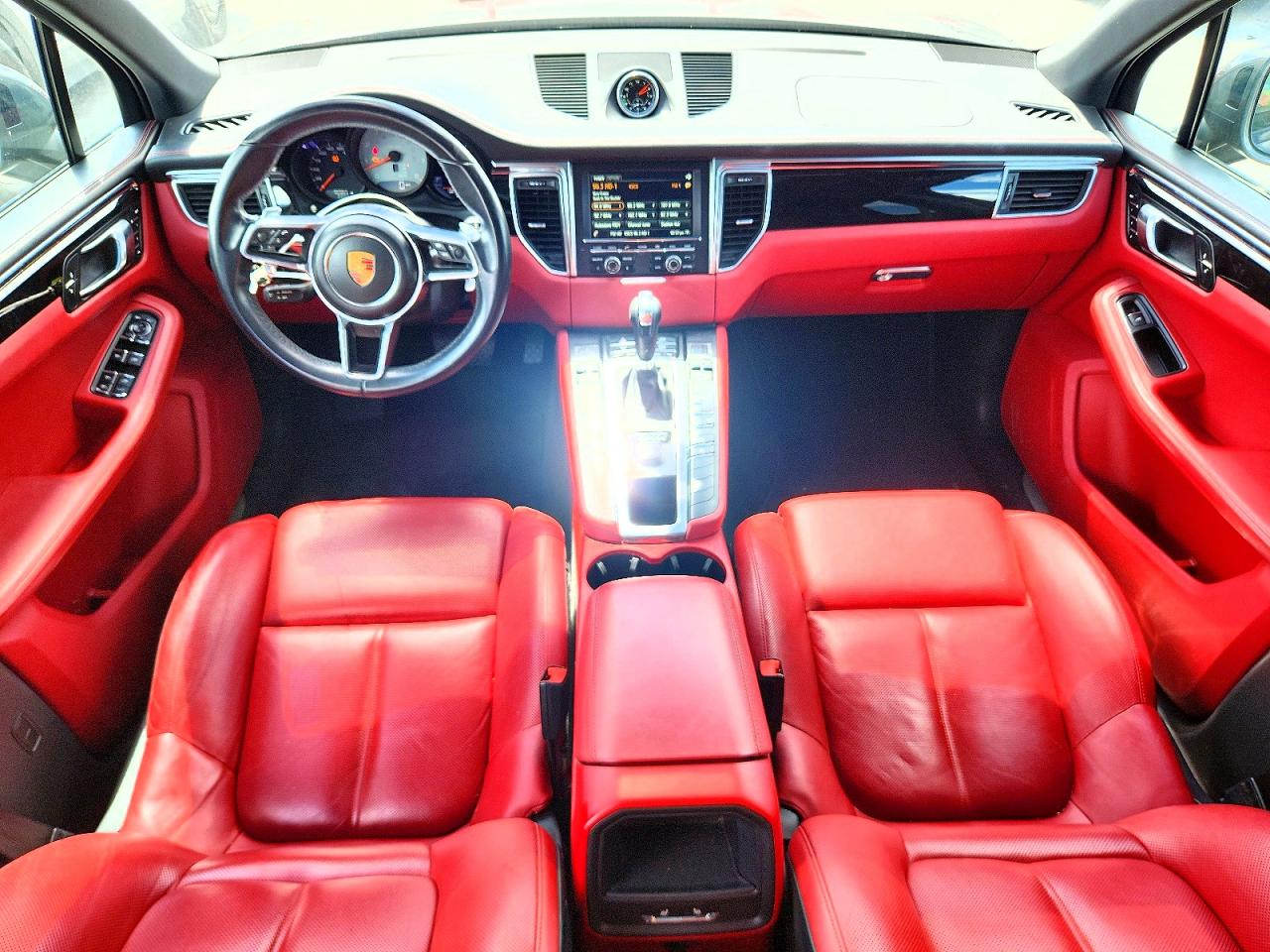 Porsche Macan S
