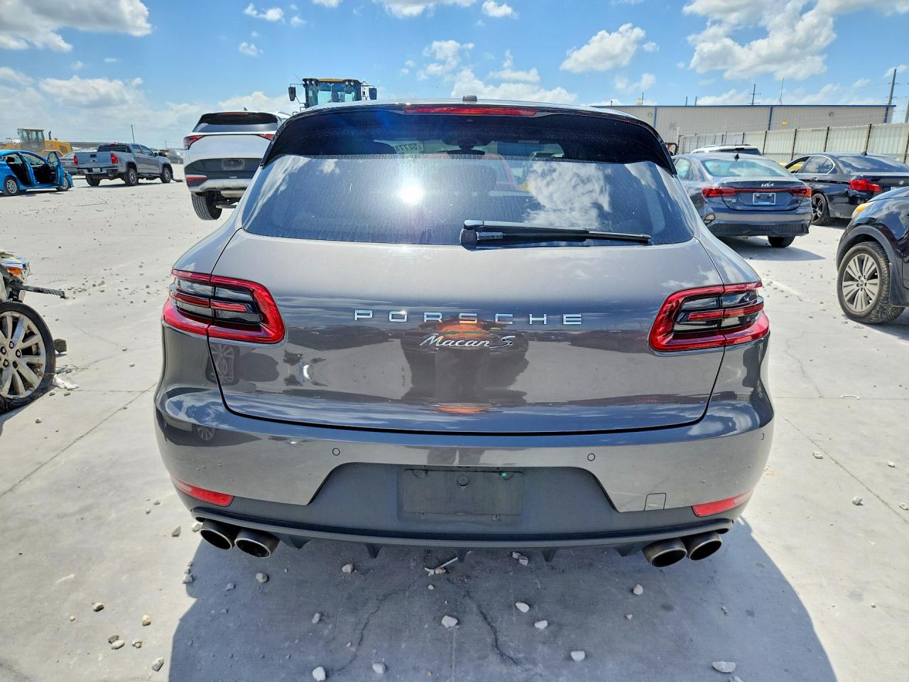 Porsche Macan S