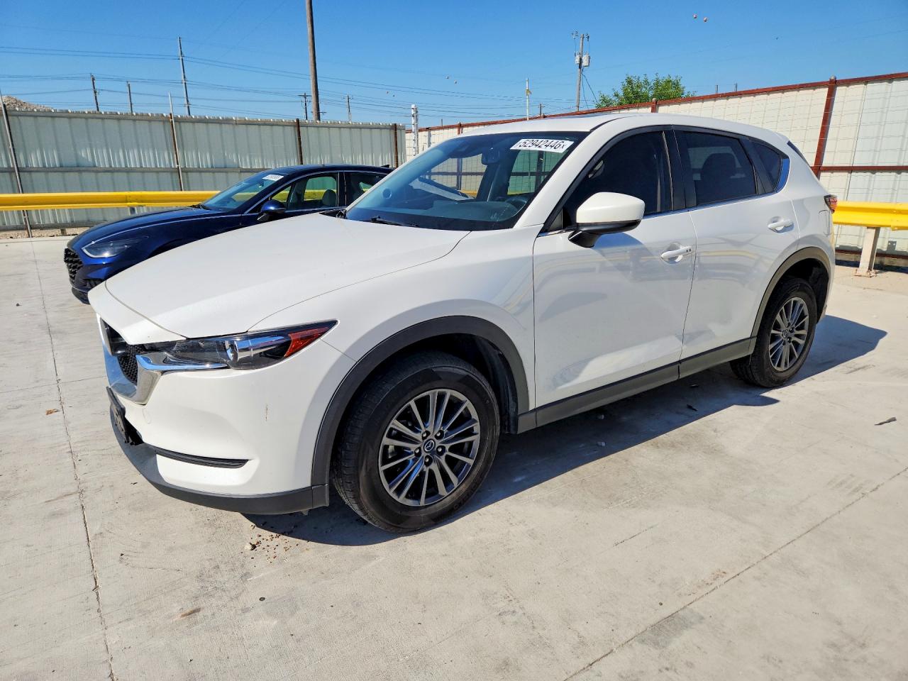 Salvage Mazda Cx Image