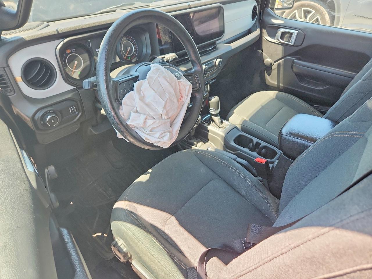 Jeep Wrangler Sport