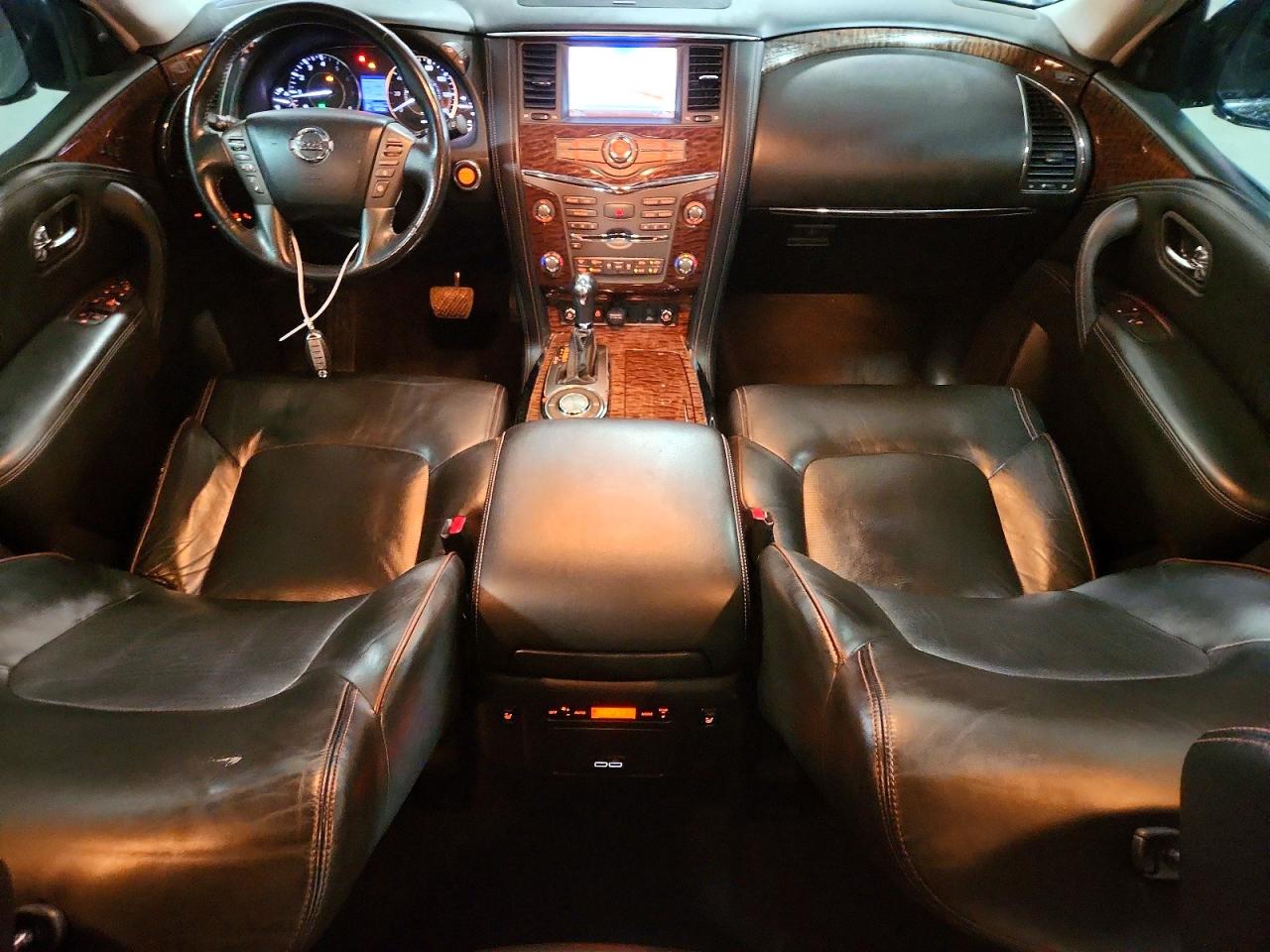 Nissan Armada Platinum