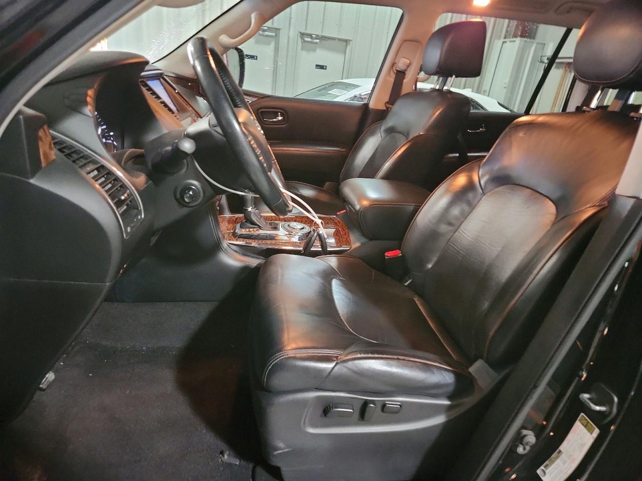Nissan Armada Platinum