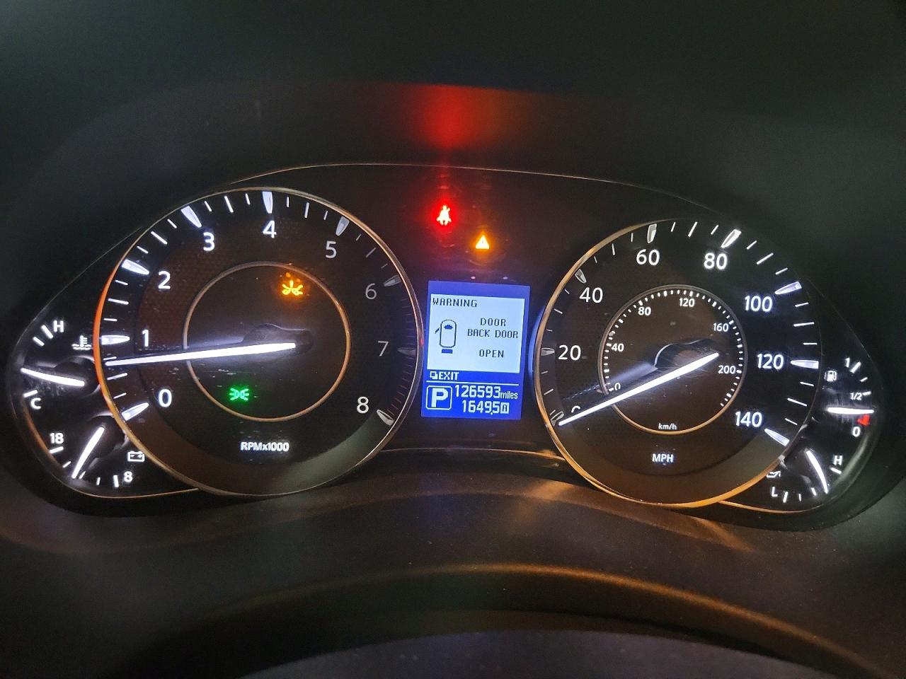 Nissan Armada Platinum