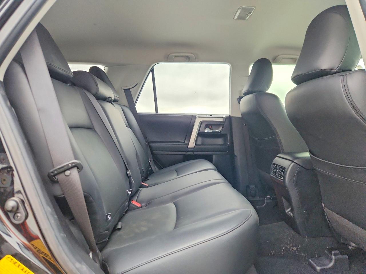 Toyota 4Runner Sr5