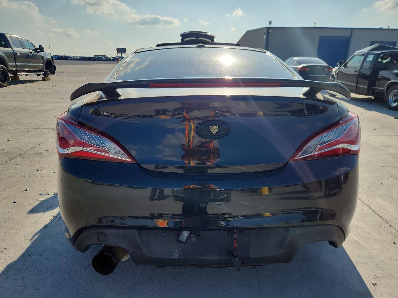 Hyundai Genesis 2.0t