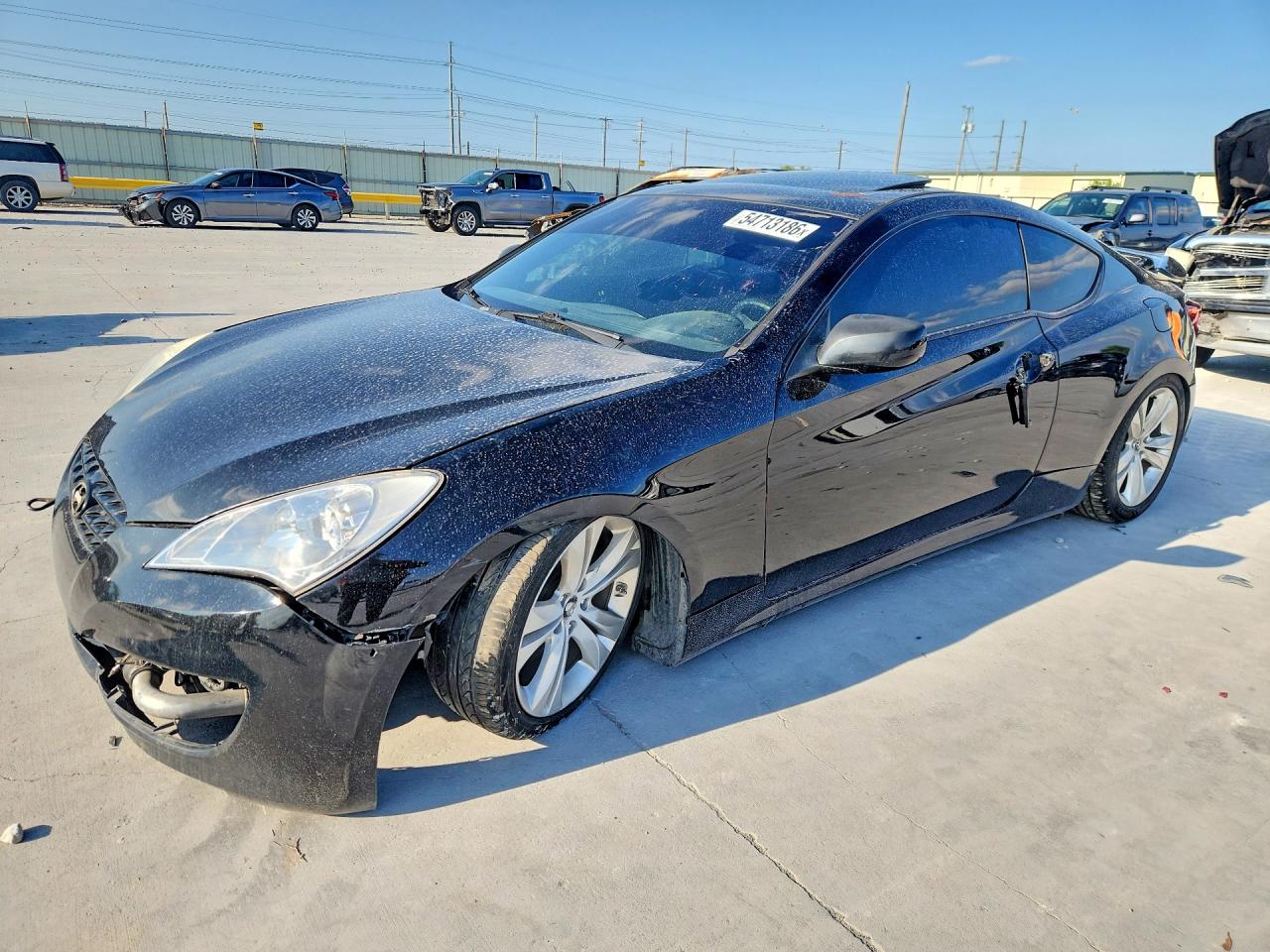 Salvage Hyundai Genesis Image
