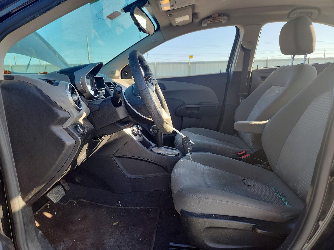 Chevrolet Sonic Ls