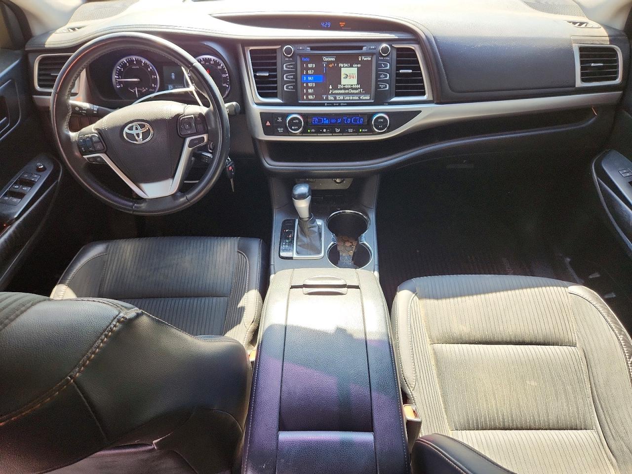 Toyota Highlander Le Plus