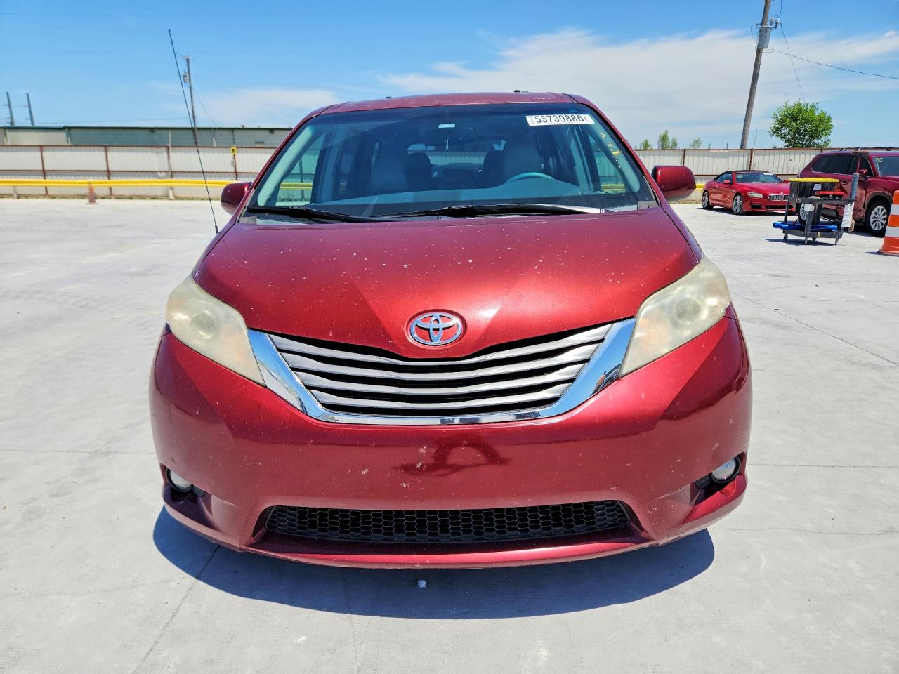 Toyota Sienna Xle 8-passenger