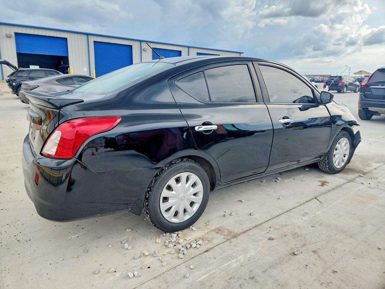 Nissan Versa Sv