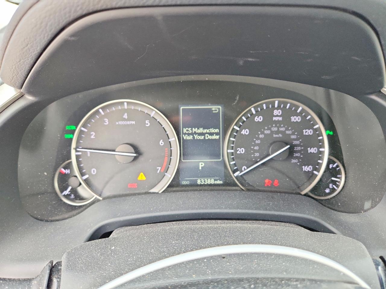Lexus RX Base