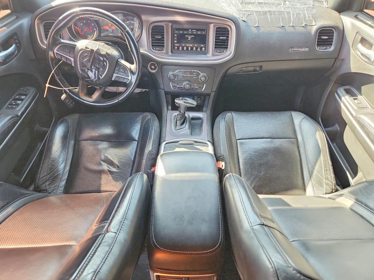 Dodge Charger Sxt