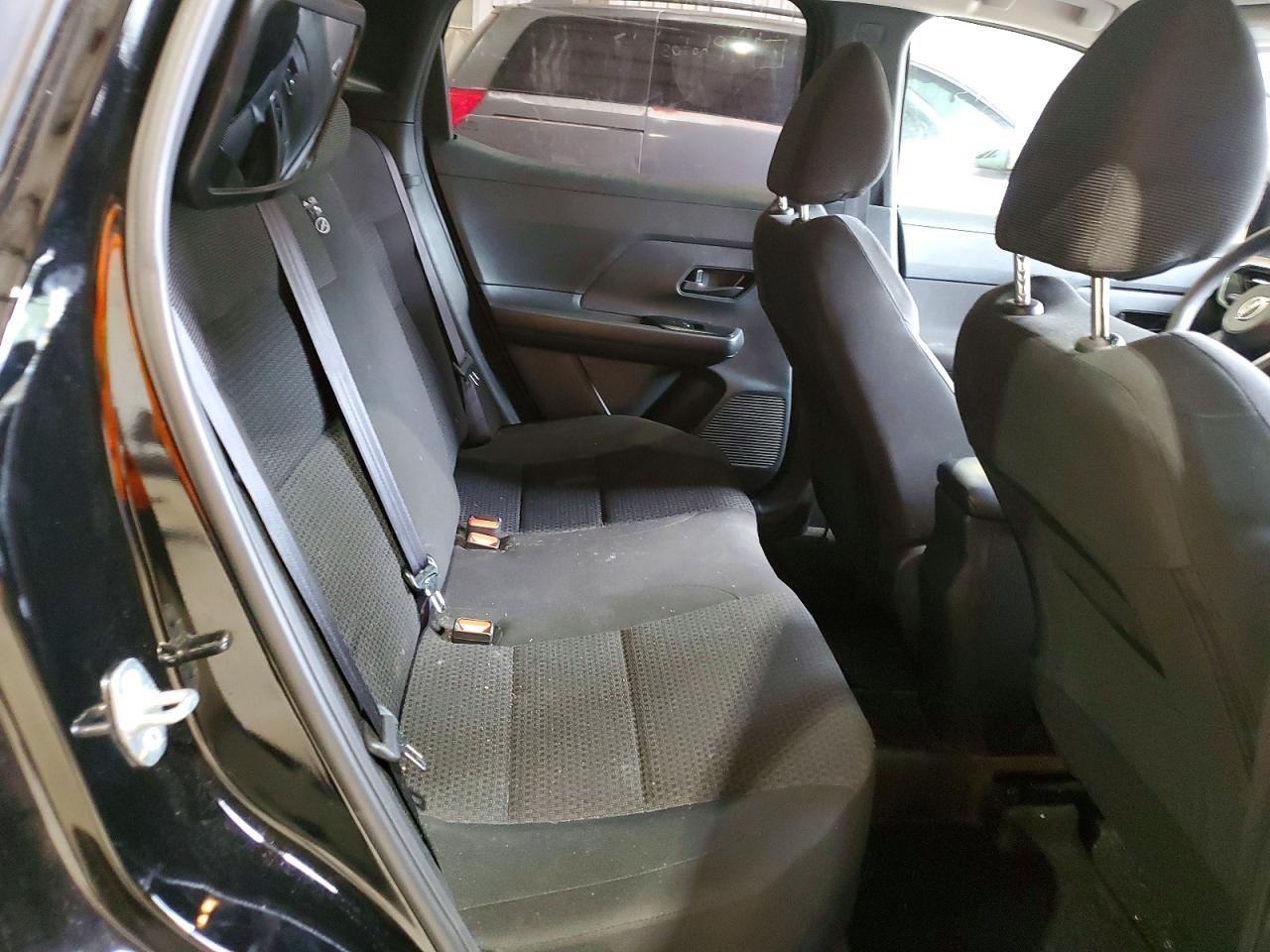 Nissan Kicks S