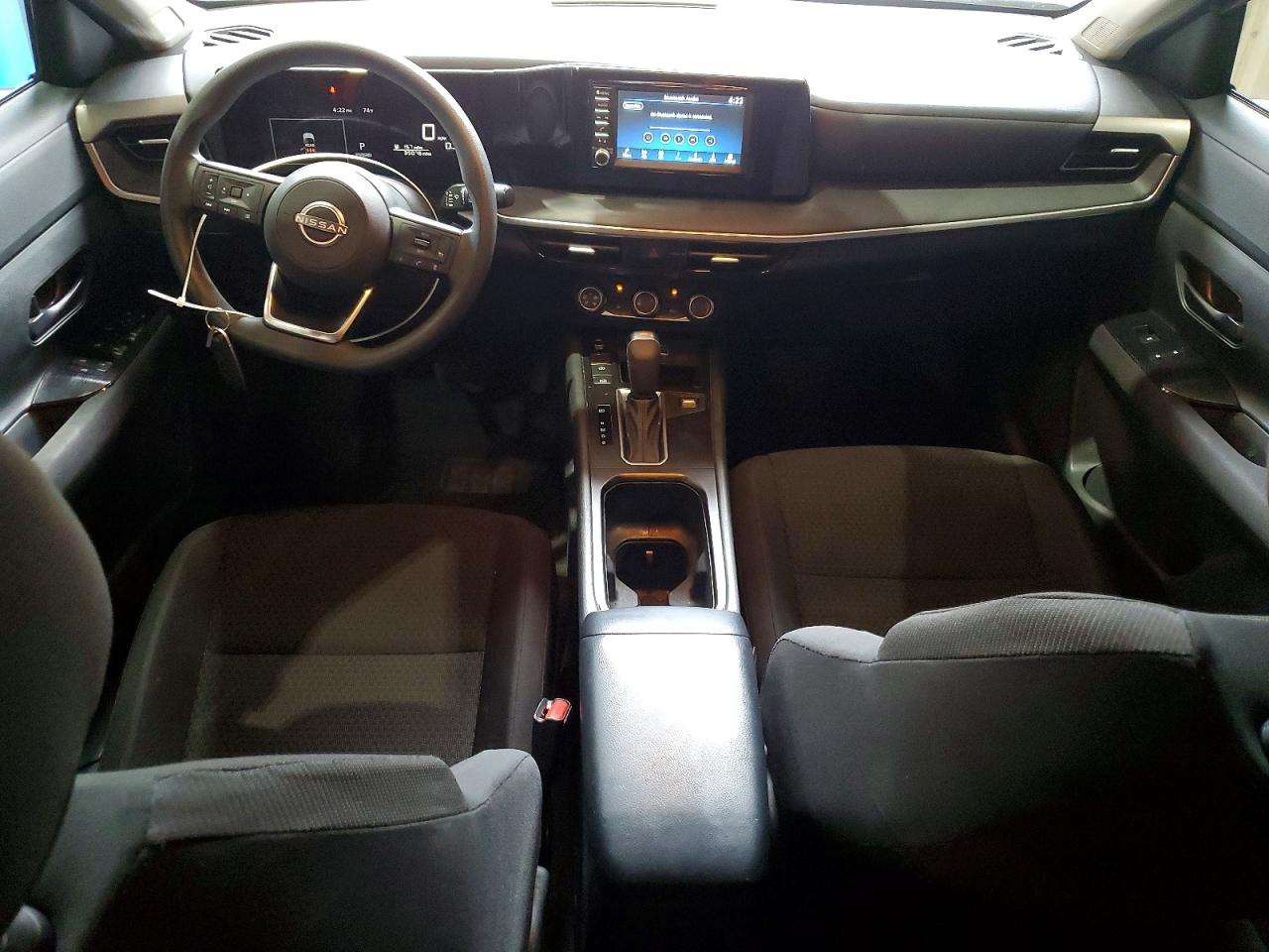 Nissan Kicks S