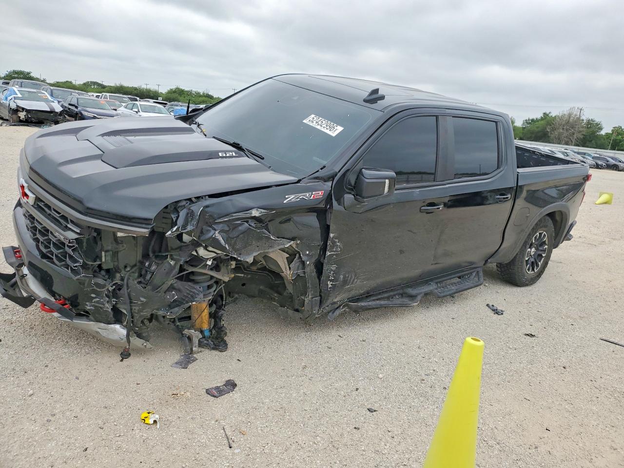 Salvage Chevrolet Silverado Image