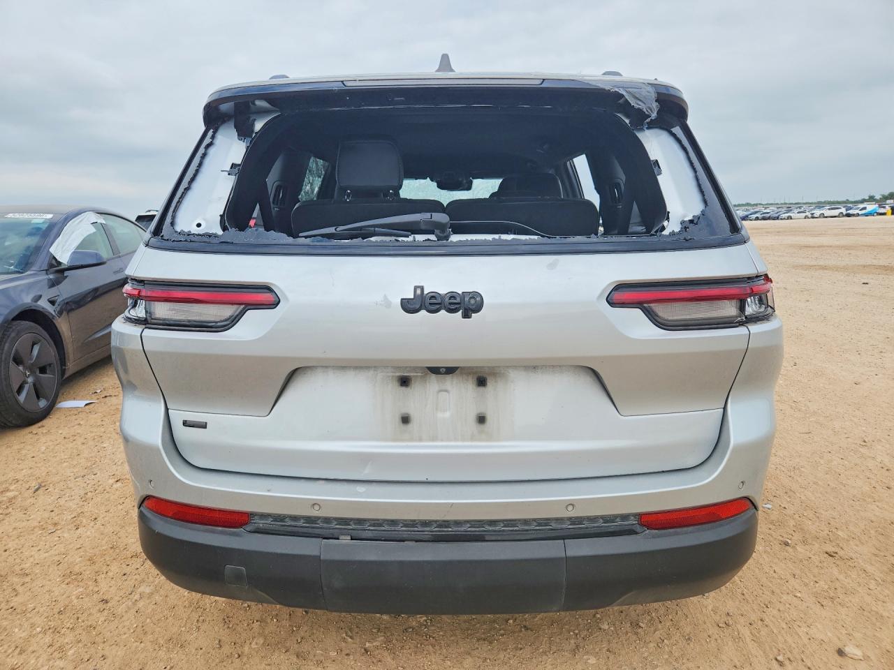 Jeep Cherokee L Laredo