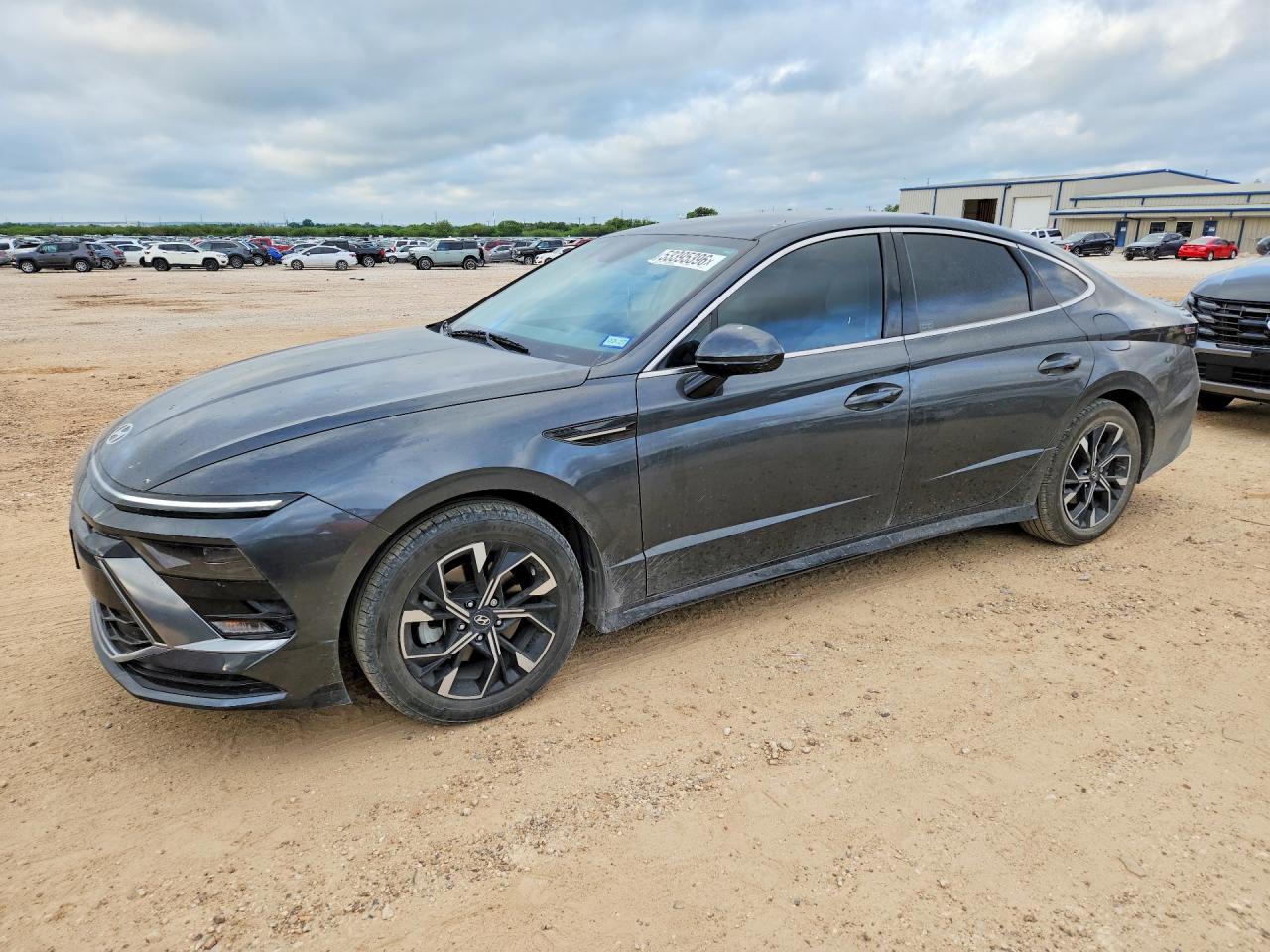 Salvage Hyundai SONATA Image