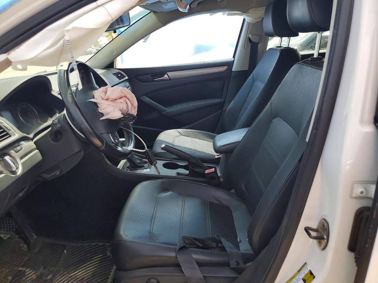 Volkswagen Passat S