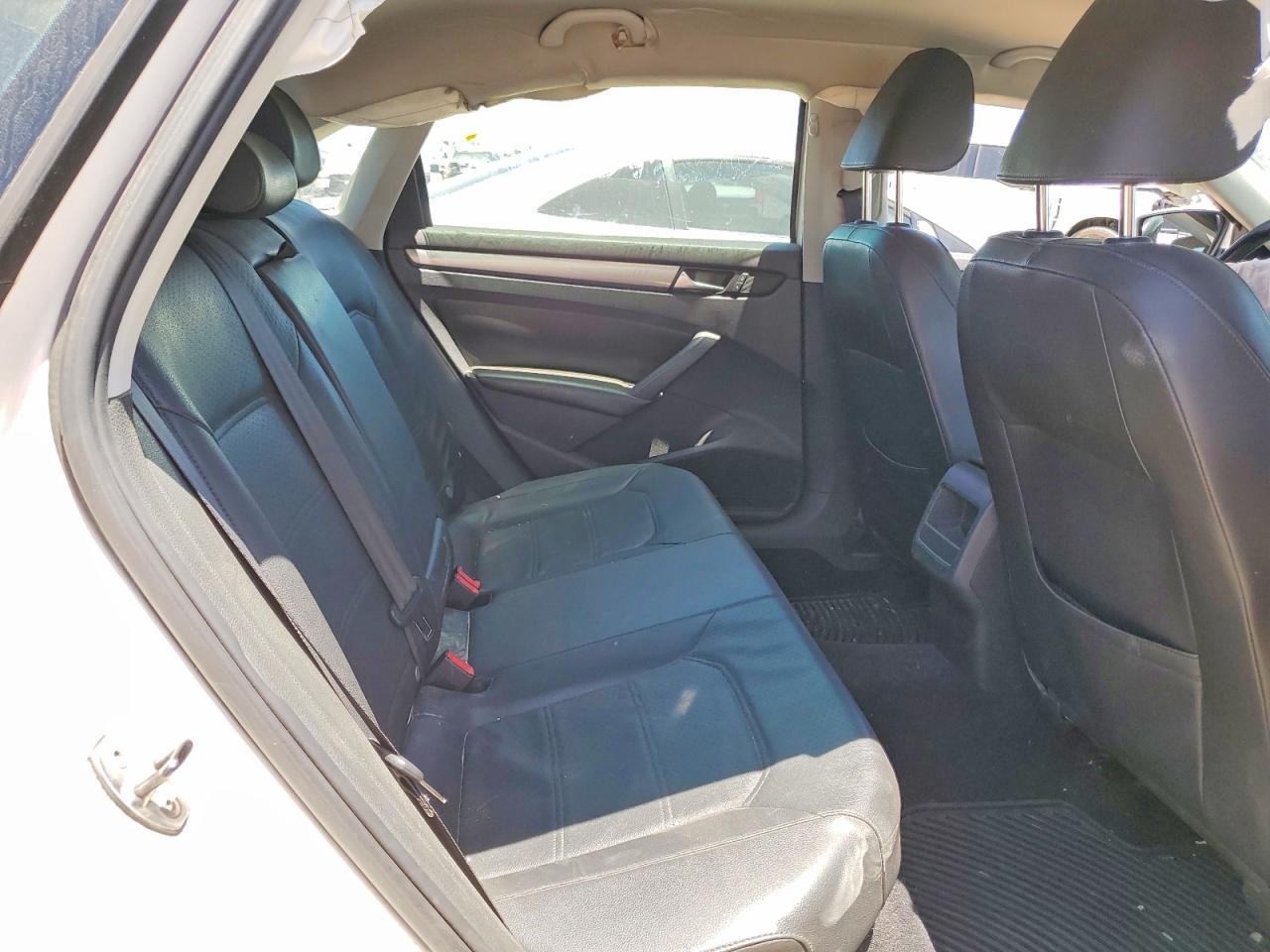 Volkswagen Passat S