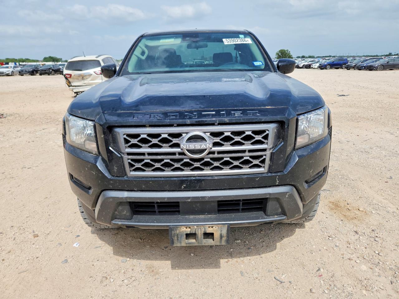 Nissan Frontier Sv