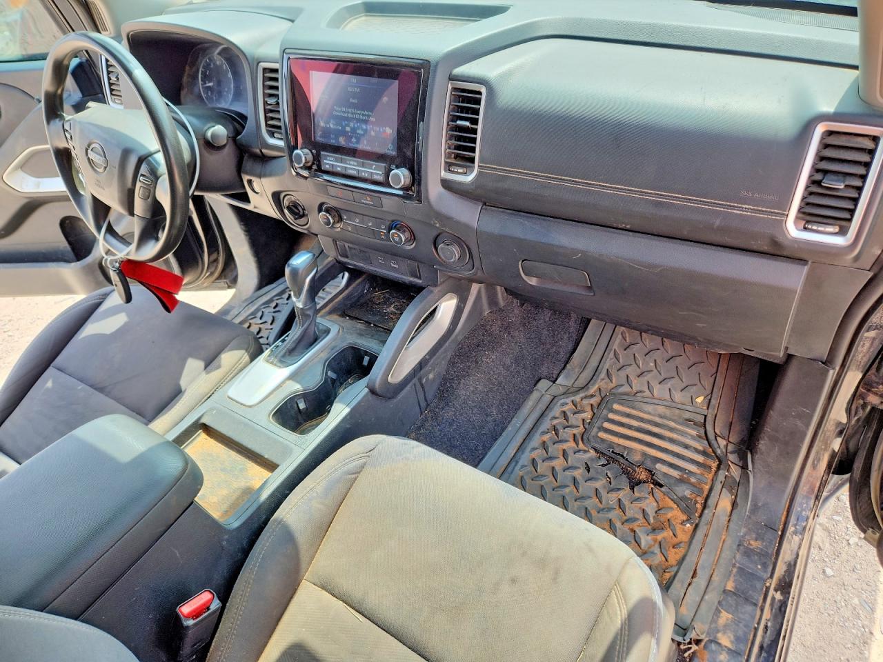 Nissan Frontier Sv