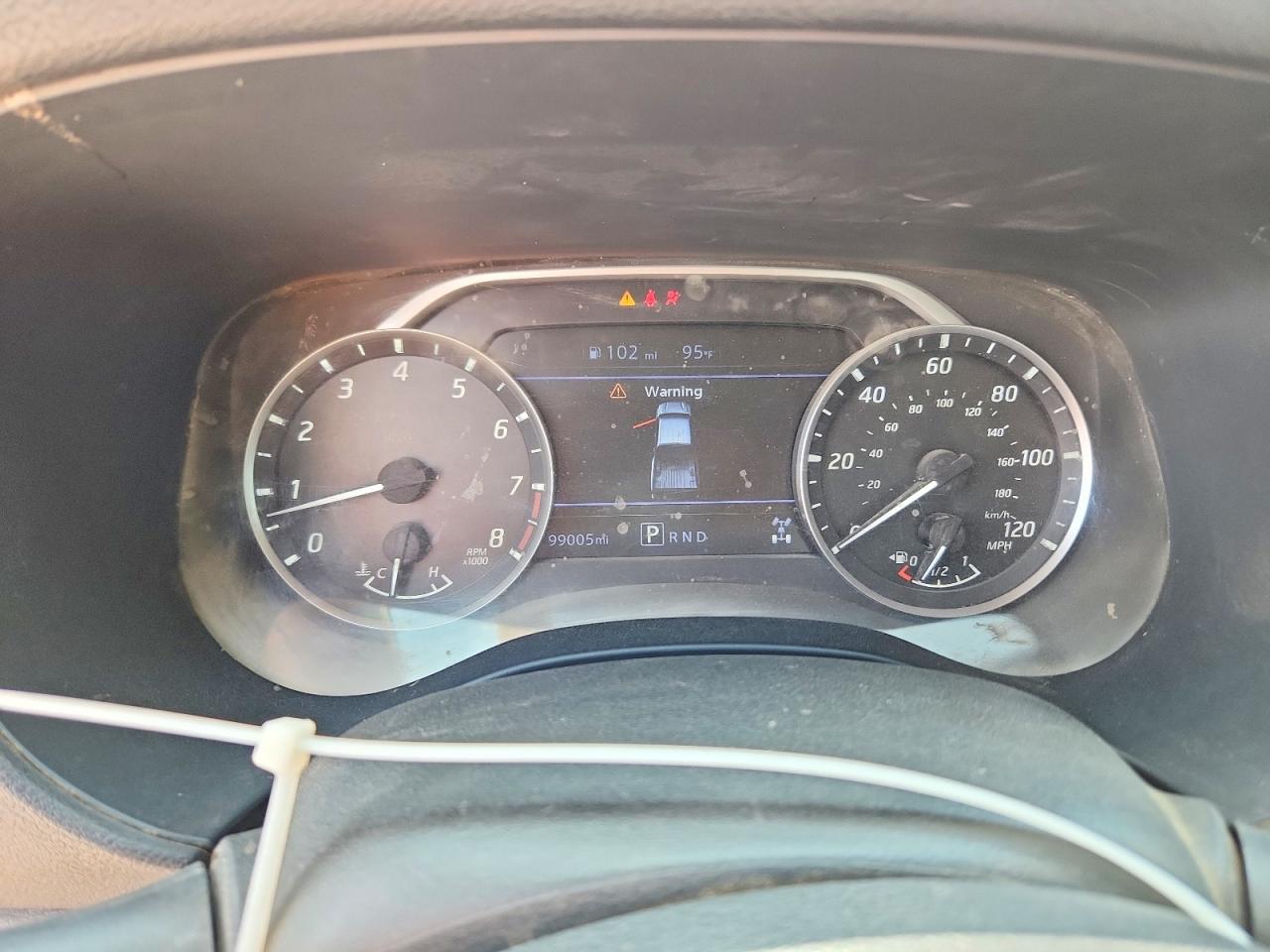 Nissan Frontier Sv