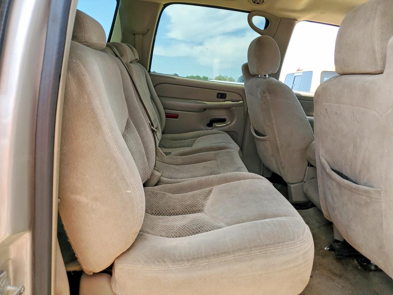 Chevrolet Suburban C1500