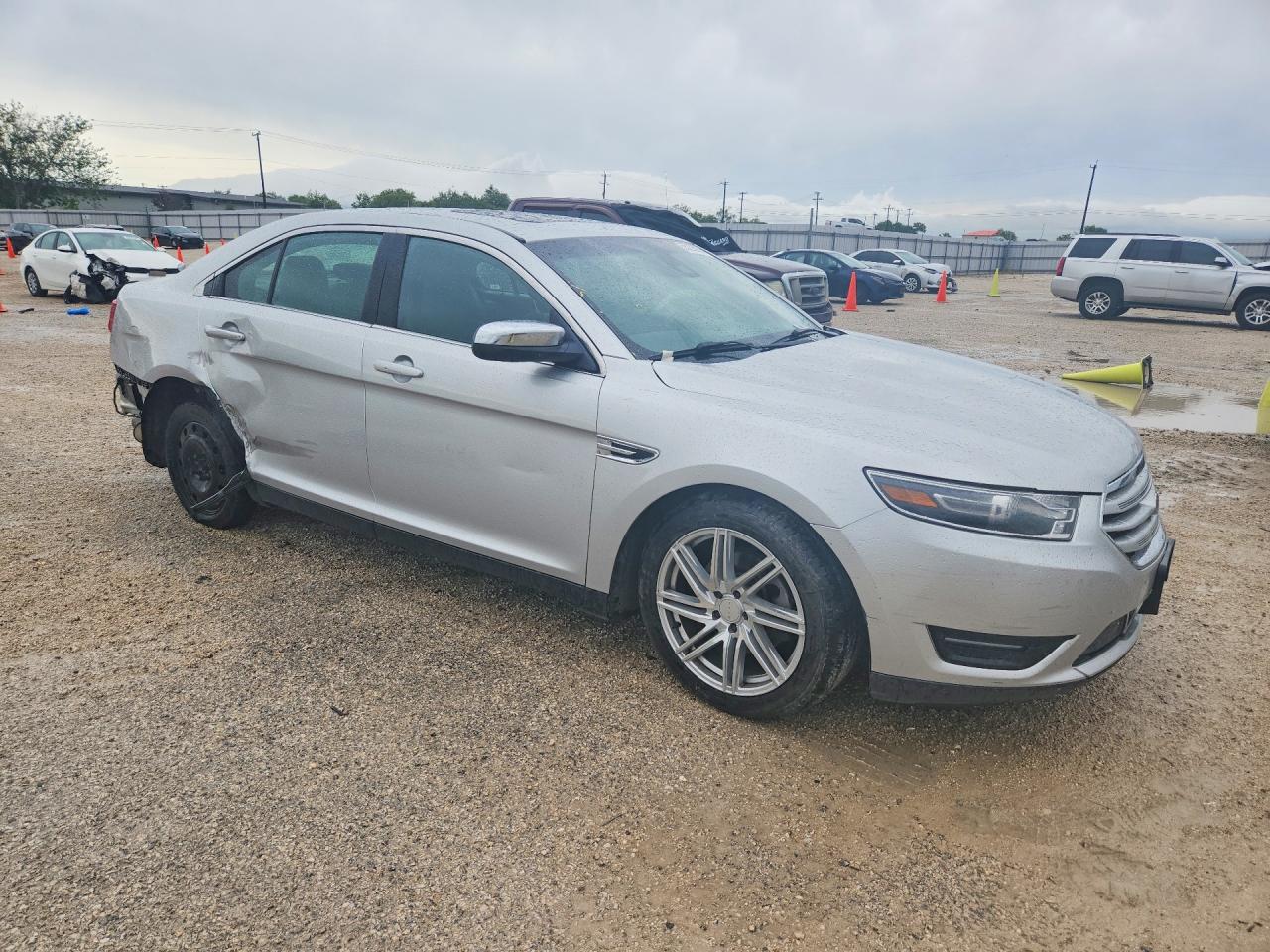 Ford Taurus Limited